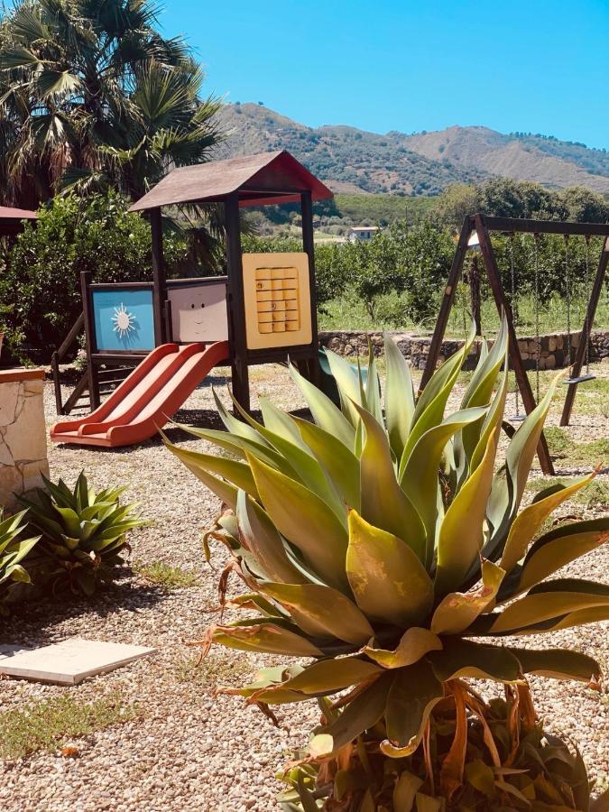 Il Giardino Delle Zagare Villa Calatabiano Bagian luar foto